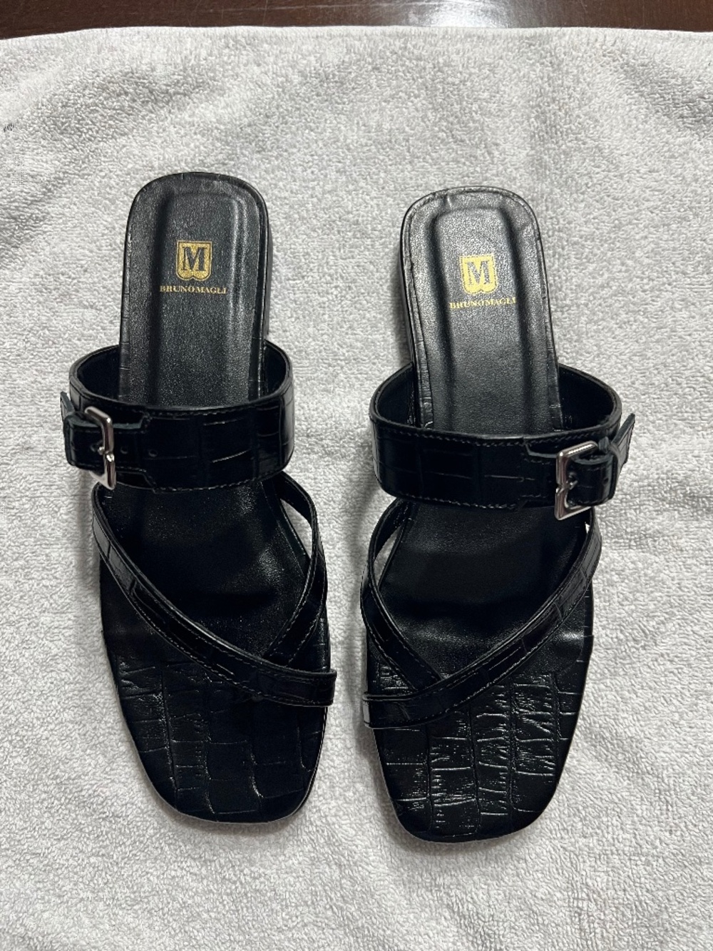 Bruno Magli Noela Croc Embossed Slide Sandal - Black